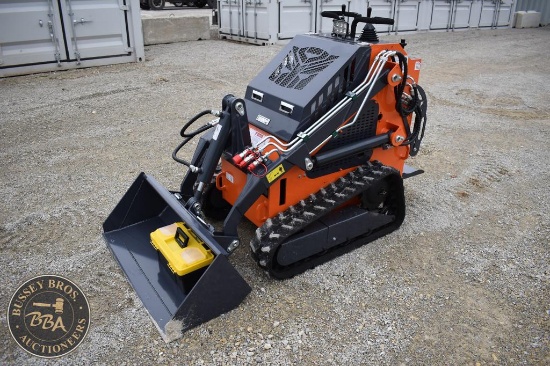 TPM INDUSTRIAL STAND ON SKIDSTEER 31508