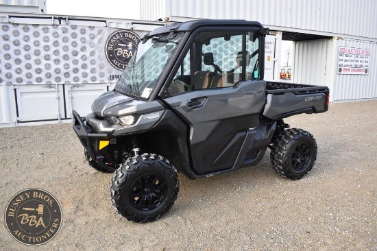2022 CAN-AM DEFENDER HD10 32571