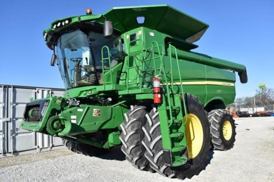 2014 JOHN DEERE S680 32612