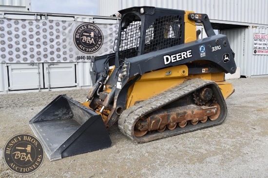 2019 DEERE 331G 32329