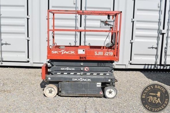 2017 SKYJACK SJIII3219 32605