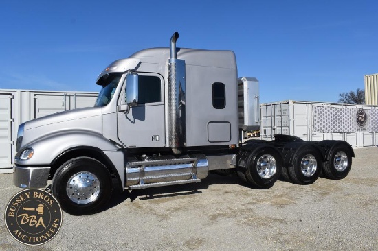 2017 FREIGHTLINER COLUMBIA 120 32439