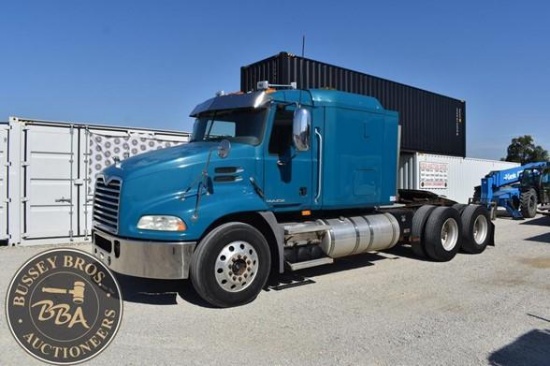 2009 MACK PINNACLE CXU613 32463