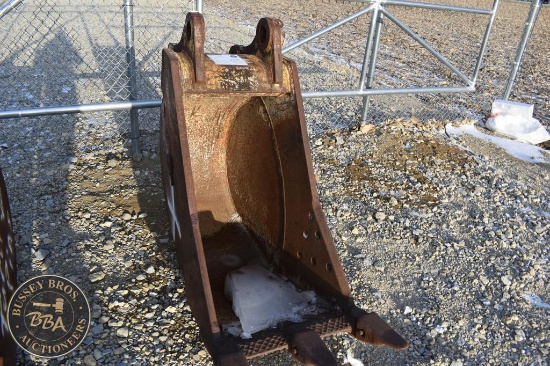 Bucket, Trenching EXCAVATOR BUCKET 32530