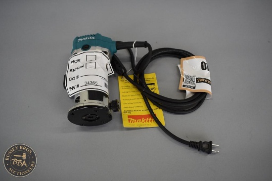 MIKITA ELECTRIC WOOD ROUTER 39365
