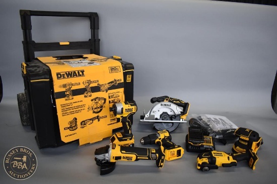 DEWALT POWER TOOL KIT 34337