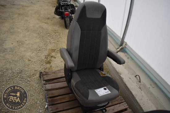 Seat PETERBILT AIR RIDE SEAT 35561