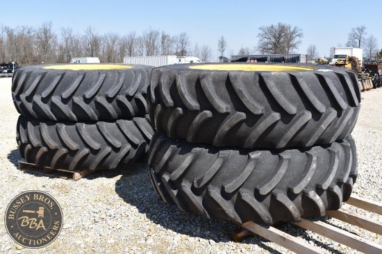 Tires JOHN DEERE FLOATER TIRES AND RIMS 33784
