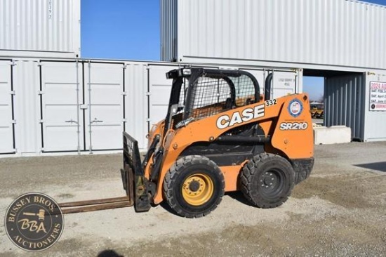2019 CASE SR210 33552