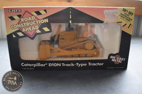 ERTL CATERPILLAR D10N 33921