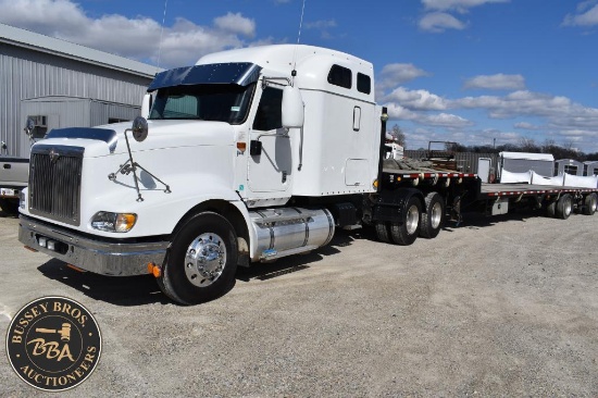 2004 INTERNATIONAL 9400 SLEEPER TRUCK- 33813