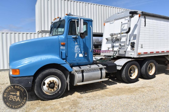 1993 INTERNATIONAL 9200 33713