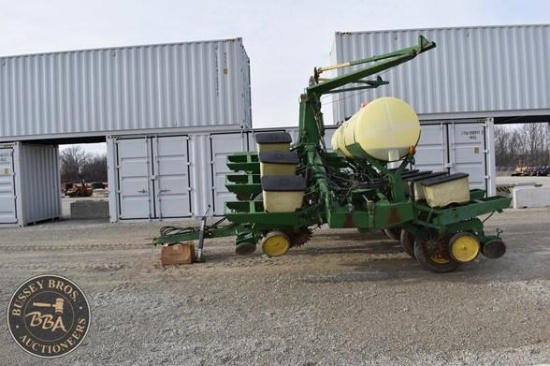 JOHN DEERE P7000 32246