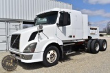 2007 VOLVO VN 33712