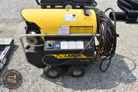 LANDA 4-2000 HOT WATER PRESSURE WASHER 36345