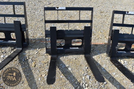 Fork, Pallet WOLVERINE MINI PALLET FORK ATTACHMENT 36379