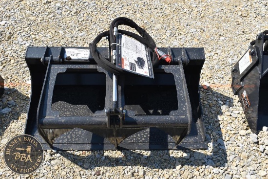 Grapple, Bucket WOLVERINE MINI SKID STEER GRAPPLE 36437