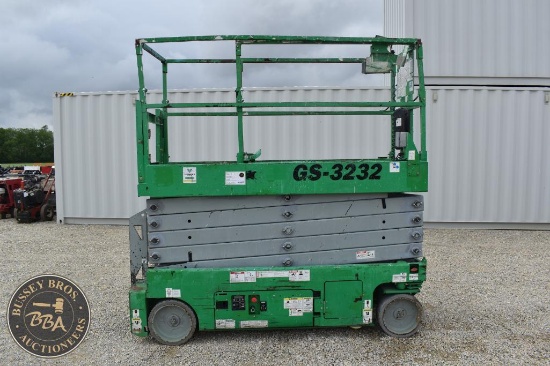 2014 GENIE GS3232 37204