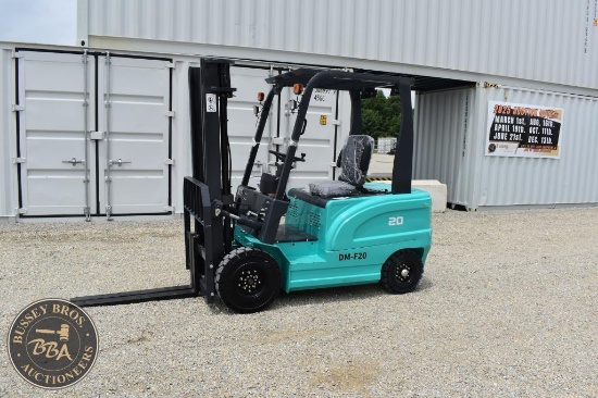 2025 DIG MASTER DM-F20 37215
