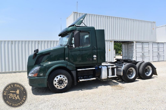 2016 VOLVO VNL 37277
