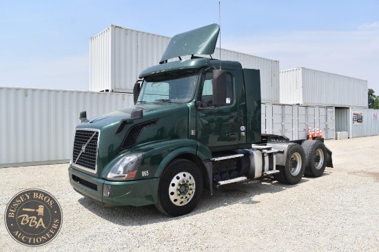 2016 VOLVO VNL 37303