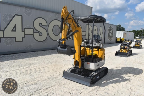 SDLANCH MINI EXCAVATOR 48556