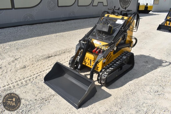 SDLANCH MINI SKID STEER 48557