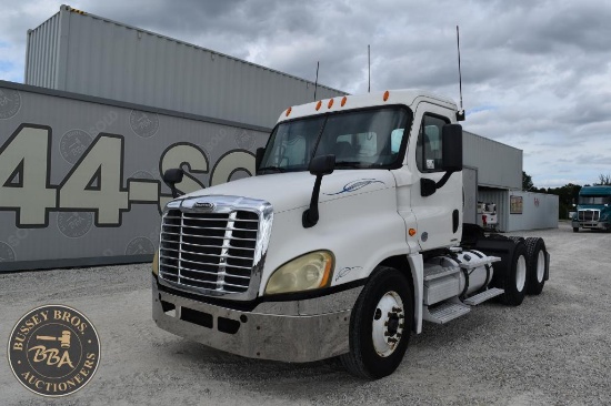 2009 Freightliner Cascadia 125 46697