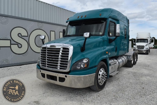 2016 Freightliner Cascadia 125 46698