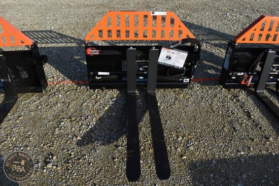 WOLVERINE HYDRAULIC PALLET FORK ATTACHMENT 49129