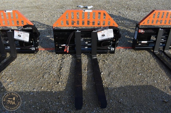 WOLVERINE HYDRAULIC PALLET FORK ATTACHMENT 49130