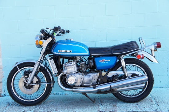 □絶版絶滅□入手困難品□ソリド社製SUZUKI GT750水冷シリーズ1/