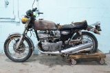 1975 SUZUKI GT550