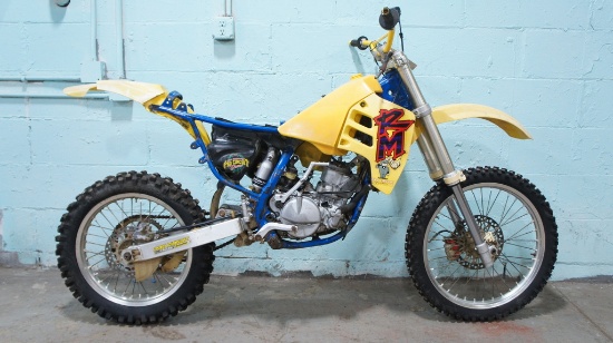 Suzuki RM250