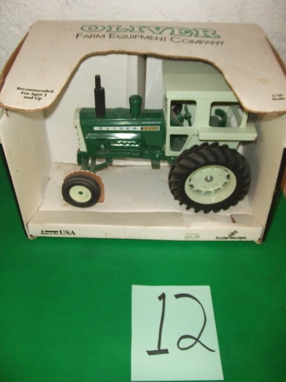 OLIVER 2255 TOY TRACTOR