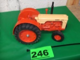 CASE 600 TRACTOR