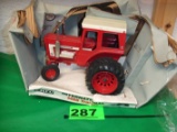 IH 1468 FARMALL TRACTOR V8