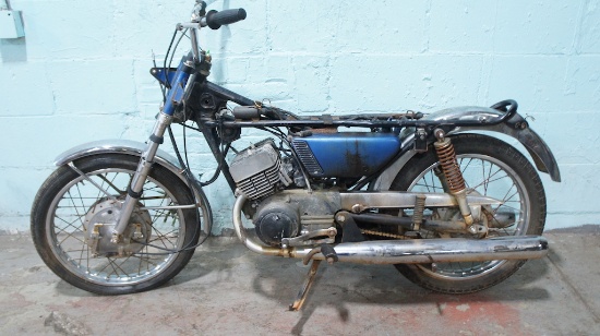 1974 Yamaha RD200