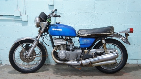 1975 Suzuki GT550
