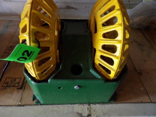 2 WHEEL HOG OILER