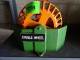 SINGLE WHEEL HOG OILER