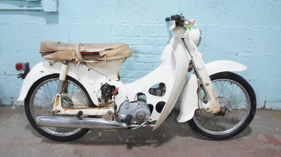 Honda C100