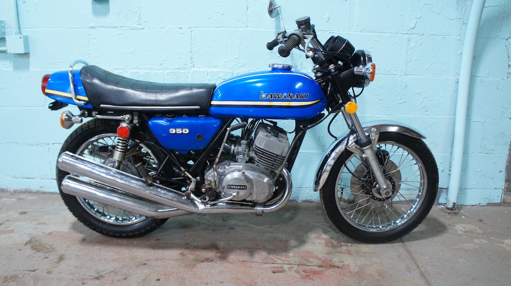1973 Kawasaki S2 Triple Motorcycle | Proxibid