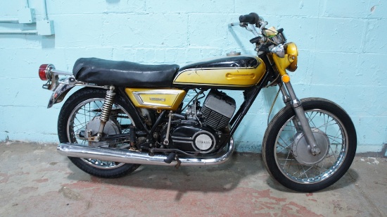 1972 YAMAHA DS7 Motorcycle