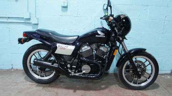 1983 HONDA VT500FT ASCOT Motorcycle