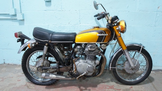 1972 HONDA CB350 Motorcycle