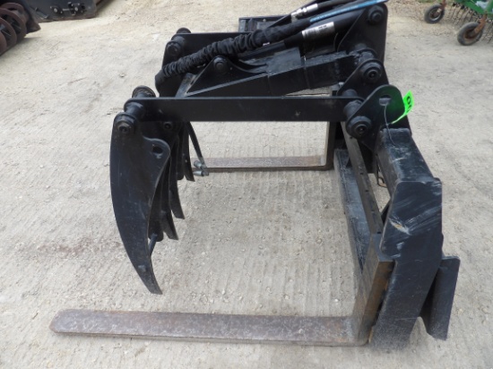 GRAPPLE FORKS 5500 LB.
