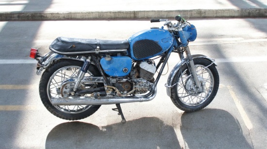 1964 Yamaha YDS3 Catalina Motorcycle