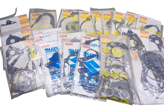 Gaskets - Suzuki Miscellaneous Parts Lot