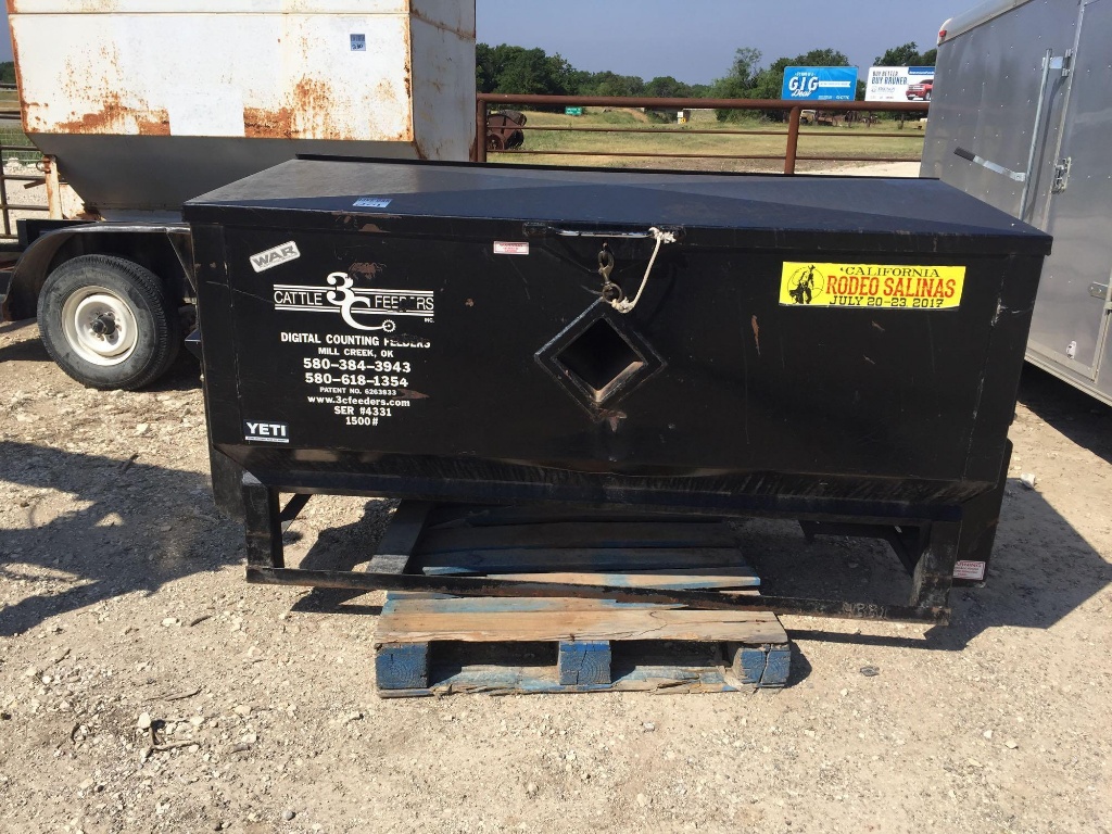 3c Feeder With Hyd Chute Farm Machinery Implements Livestock